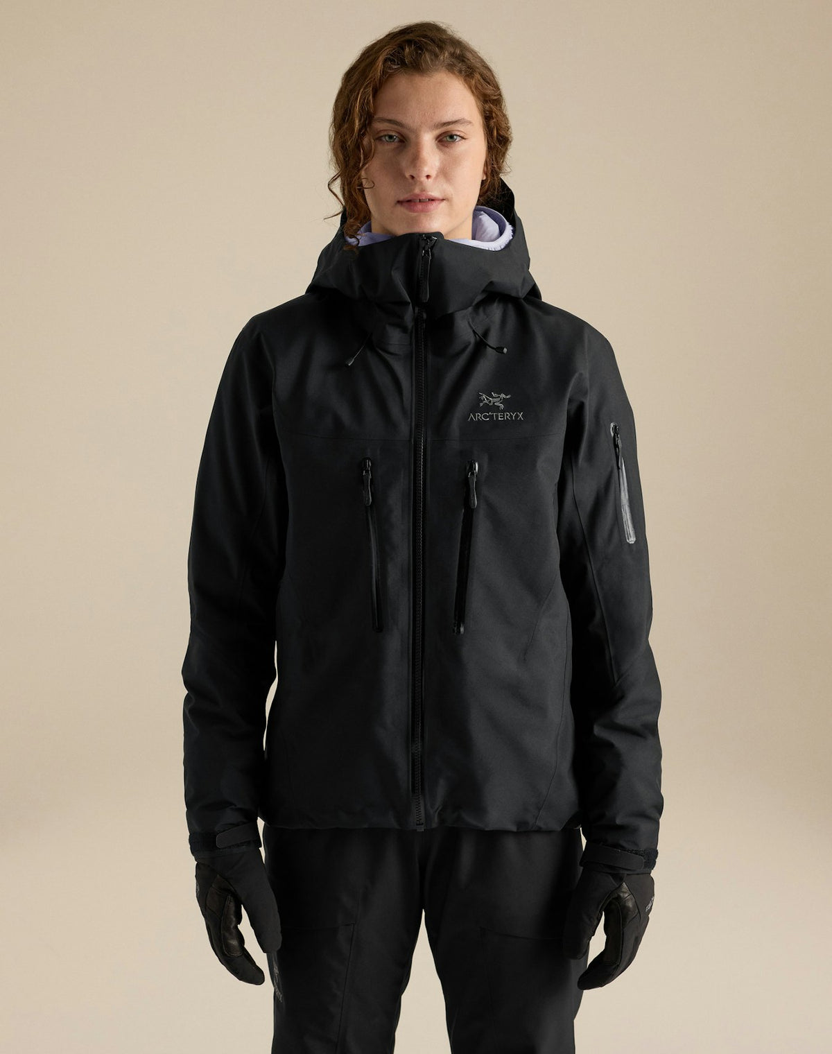 Arc'teryx Women's Alpha SV Jacket GORE‑TEX PRO Hard Shell Black