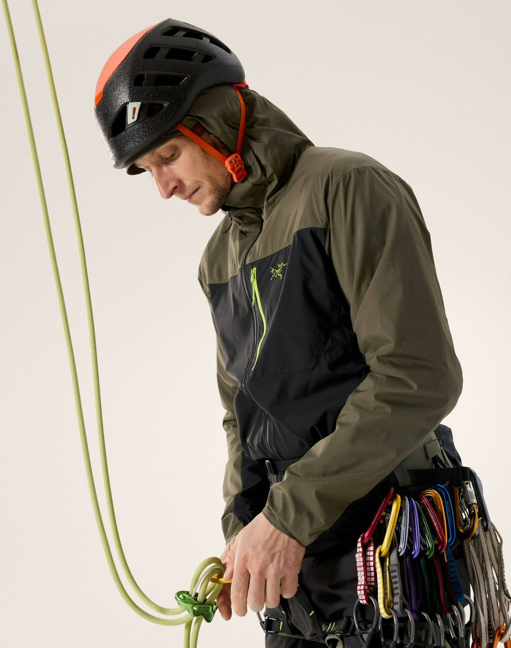 Arc'teryx Squamish Men's Windshell Hoody - Spotlight