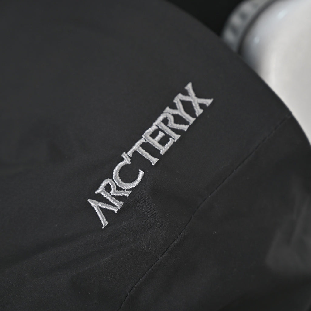 Arc'teryx Beta Series Men's GORE-TEX Hooded Ski Jacket "Black"