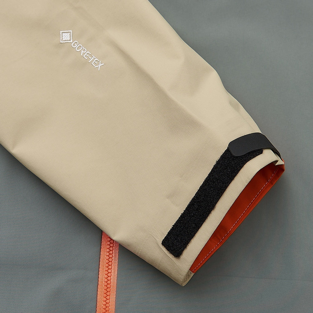 Arc'teryx Beta LT Series Men's GORE-TEX Hooded Rain Jacket "Color Block Beige Orange Green"